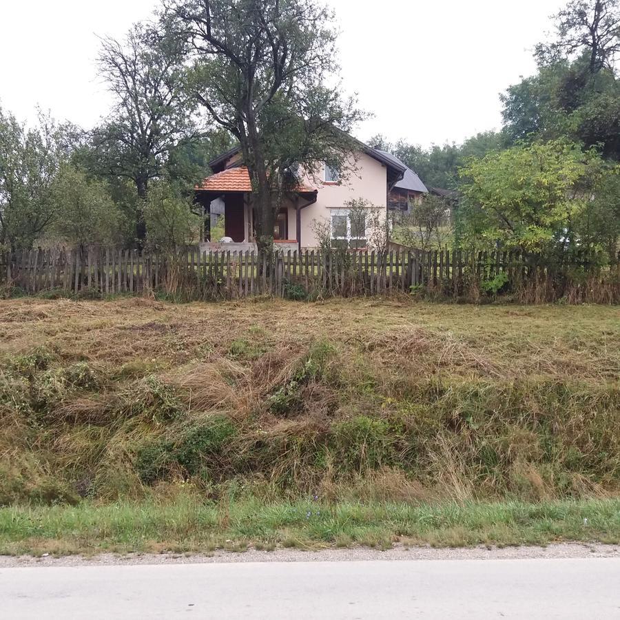 Vitas Kremna Exteriör bild