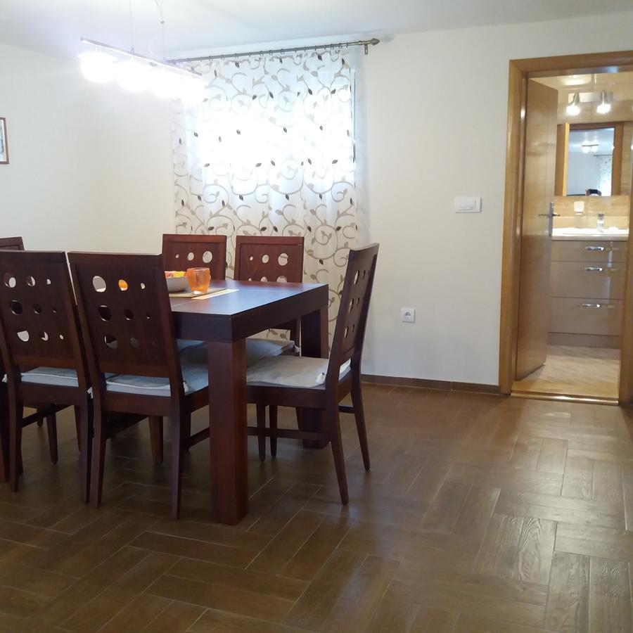 Vitas Kremna Exteriör bild