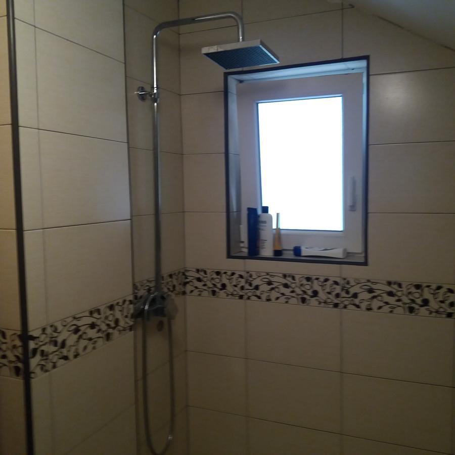 Vitas Kremna Exteriör bild