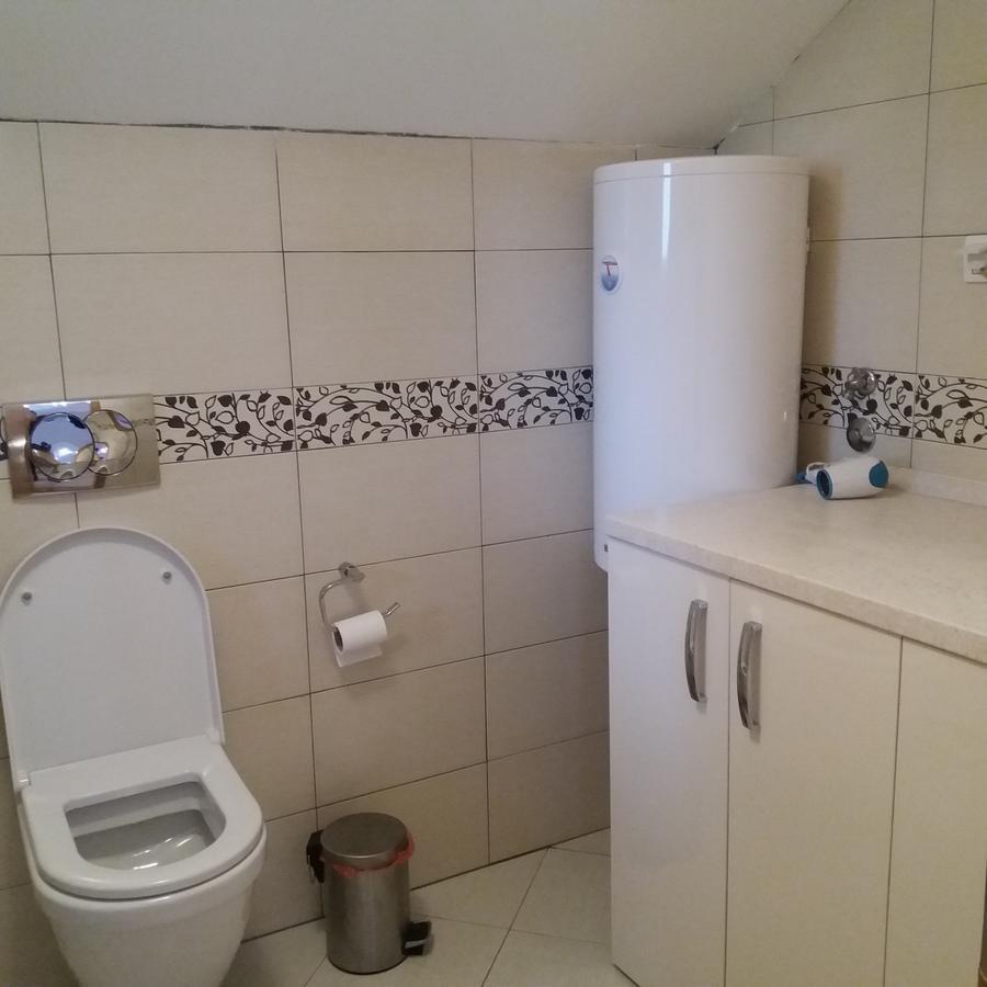 Vitas Kremna Exteriör bild